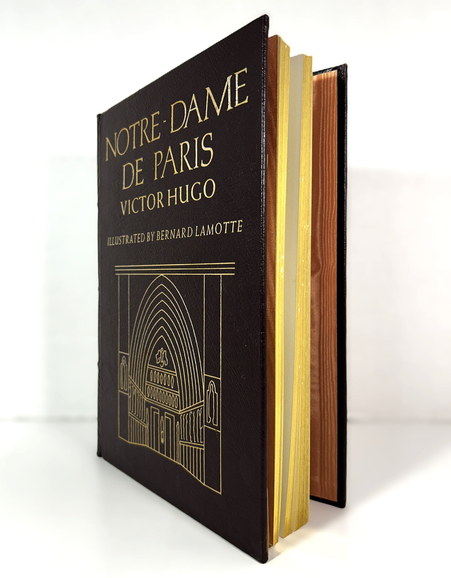 Easton Press: Notre-Dame de Paris by Victor Hugo Illustrated by Bernard Lamotte 1992