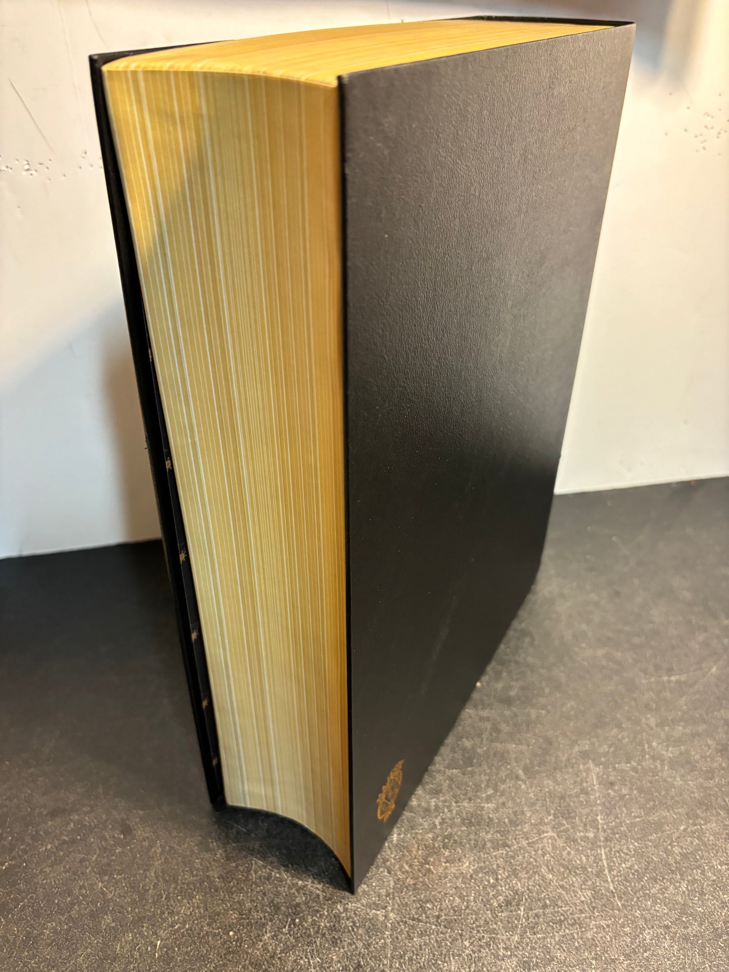 Majestic Dice Deluxe Dungeon Master Screen in Faux Book Box