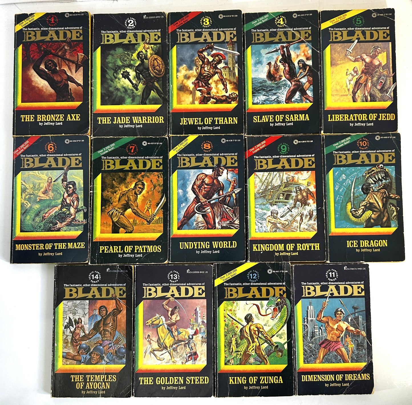 Lot of 29 Blade by Jeffrey Lord c 1970s