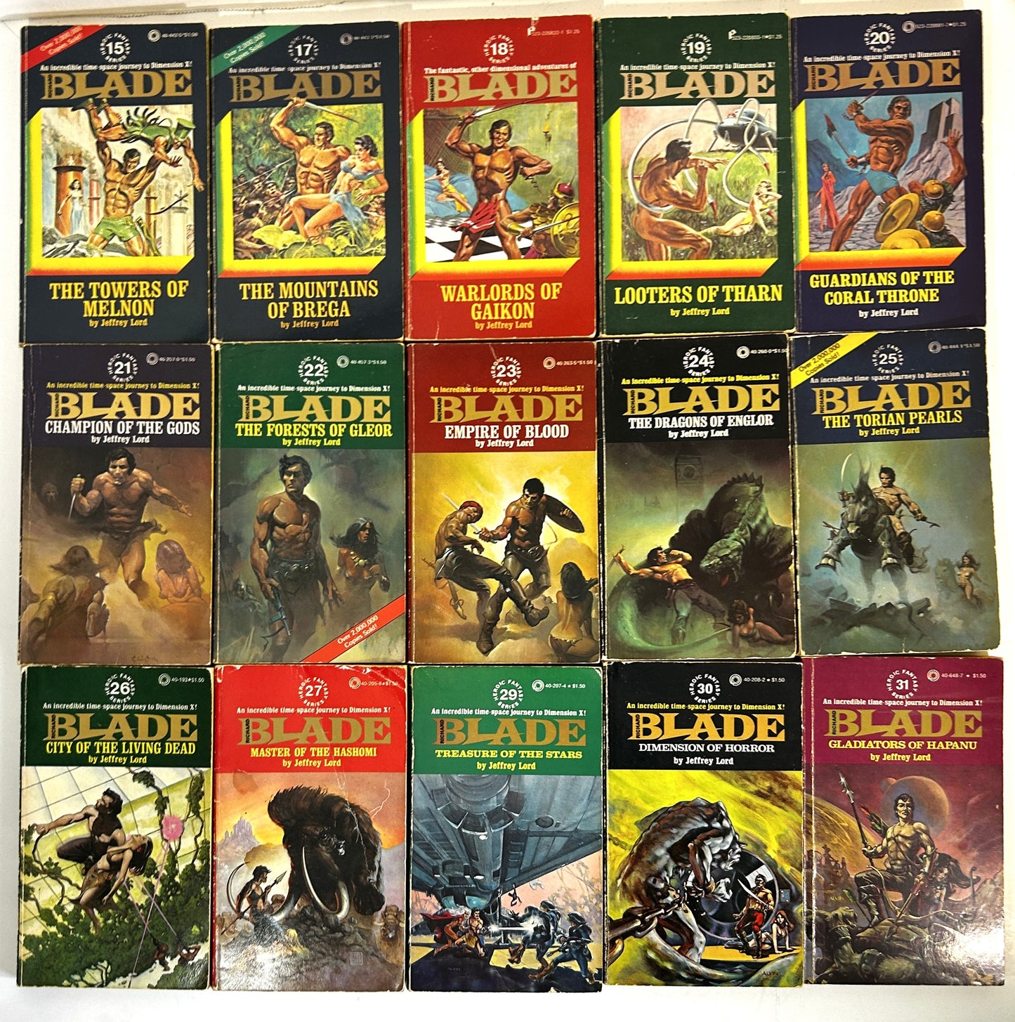 Lot of 29 Blade by Jeffrey Lord c 1970s