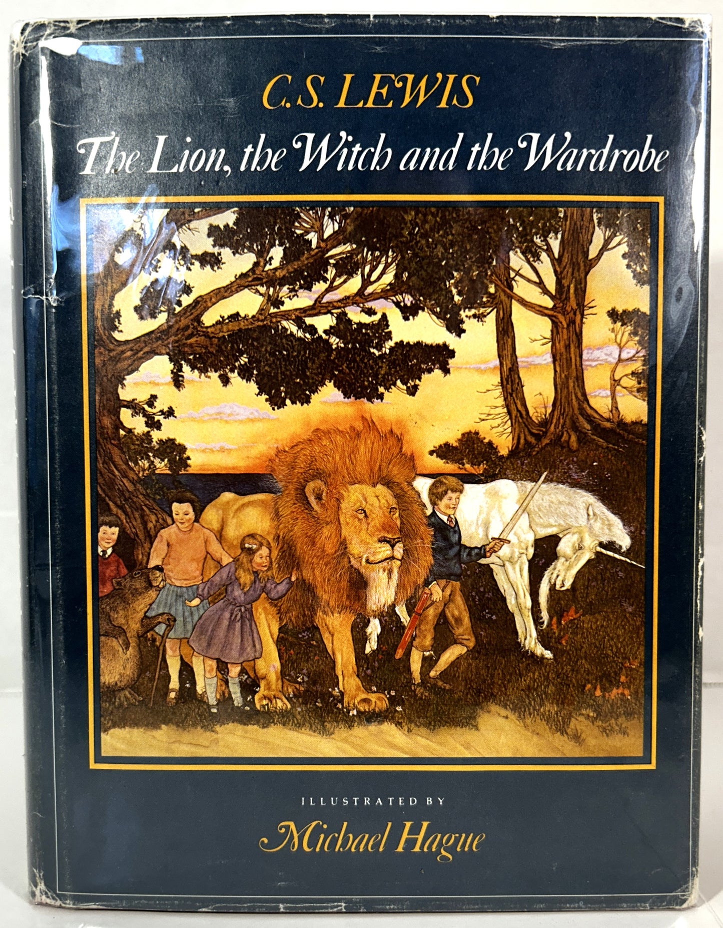 The Lion The Witch & The Wardrobe by CS Lewis 1983 Illustrated by Michael Hague