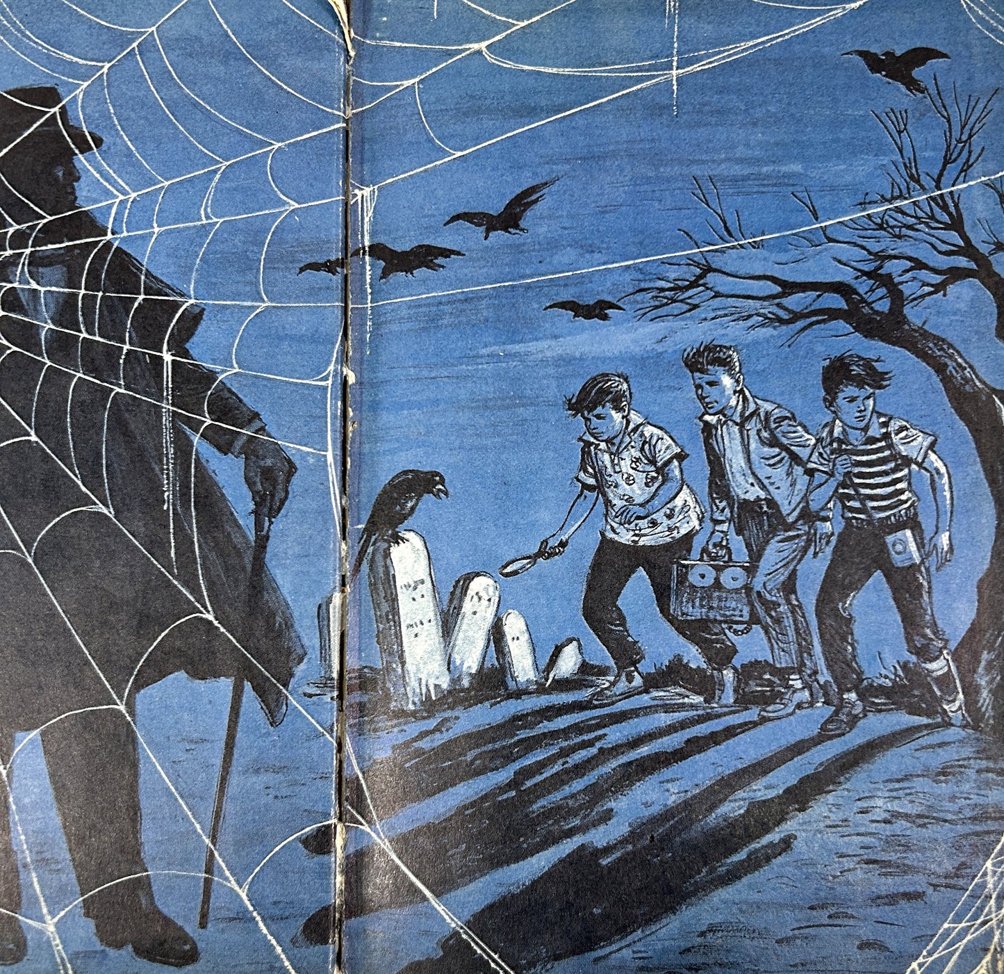 The Mystery of the Green Ghost (Alfred Hitchcock & the Three Investigators #4) 1965