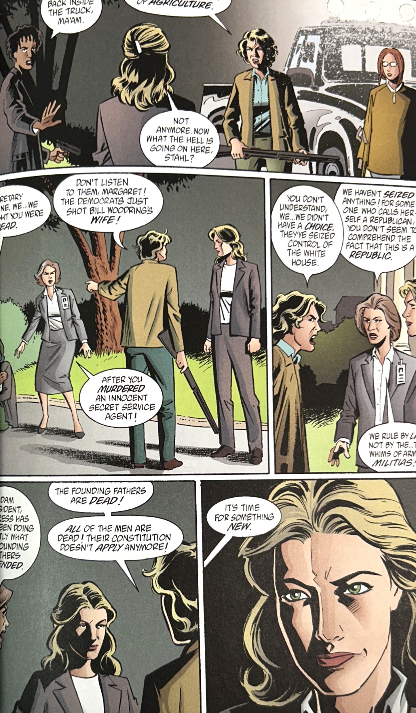 VERTIGO: Set of 2 The Last Man Deluxe Editions by Brian K. Vaughan 1 SEALED