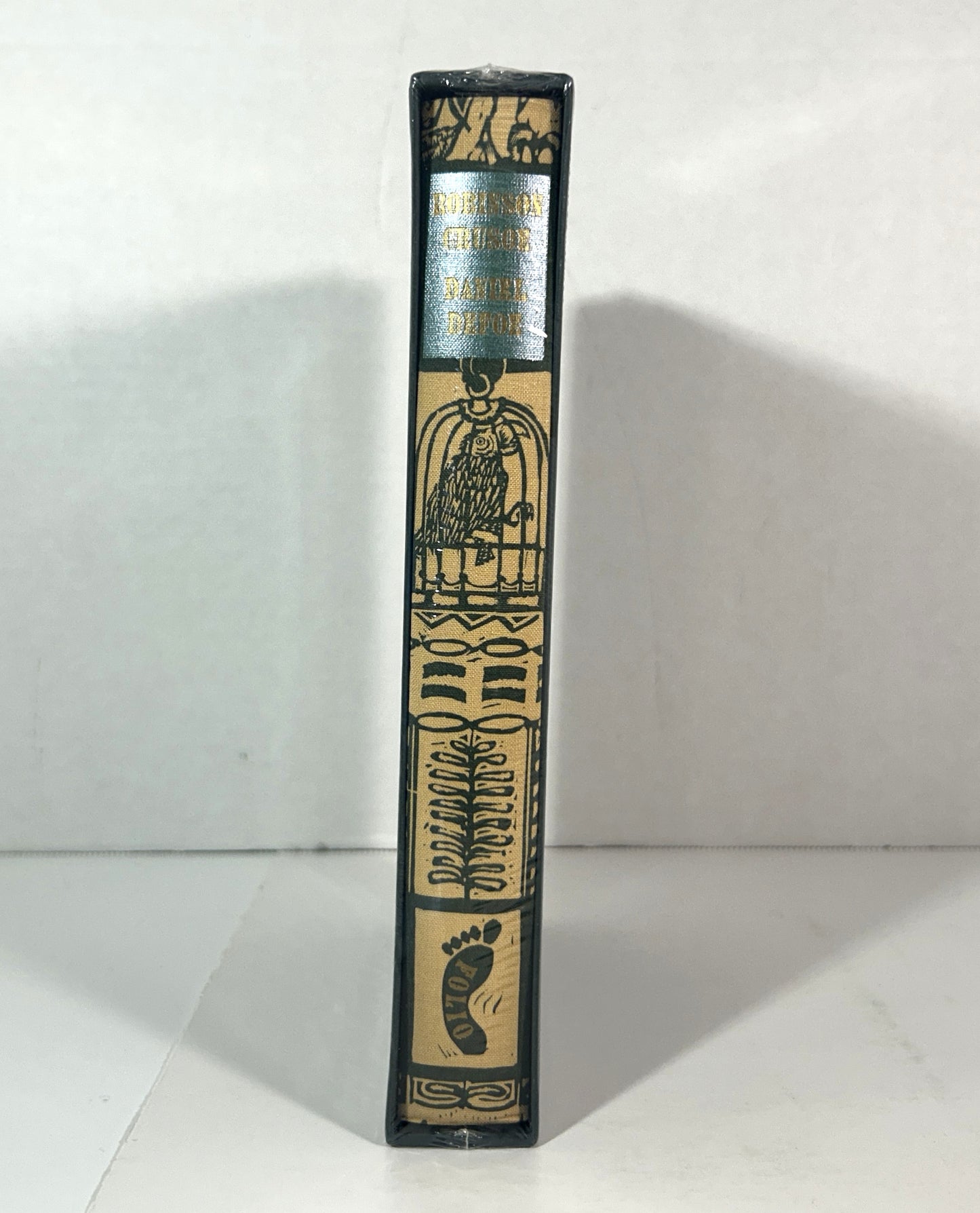 Folio Society: Robinson Crusoe by Daniel DeFoe SEALED