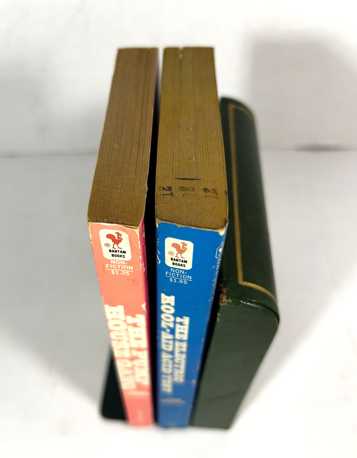 Set of 2 Tom Wolfe Novels 1972-1976