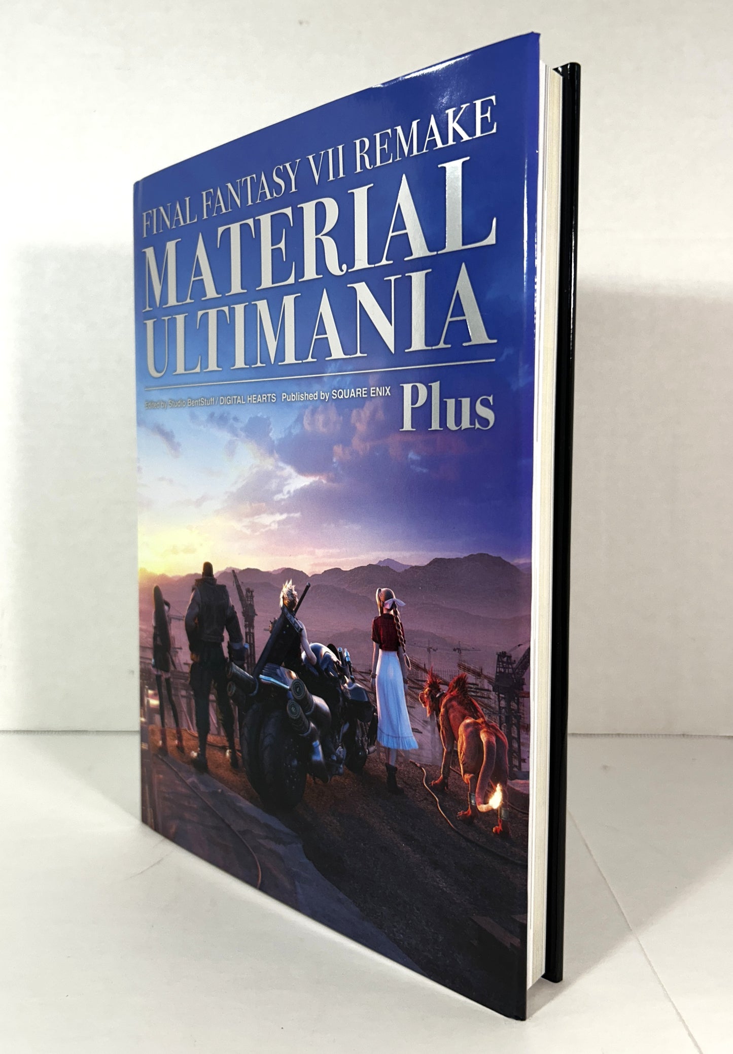 Material Ultimania: Final Fantasy VII Remake by Studio BentStuff/Digital Hearts 2024 1st Print