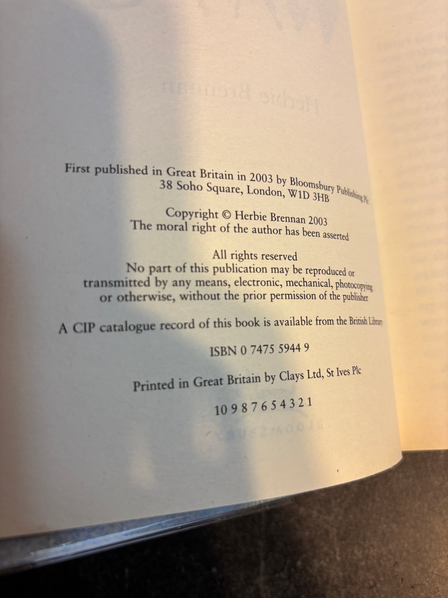 Faerie Wars by Herbie Brennan SIGNED 1st Edition UK
