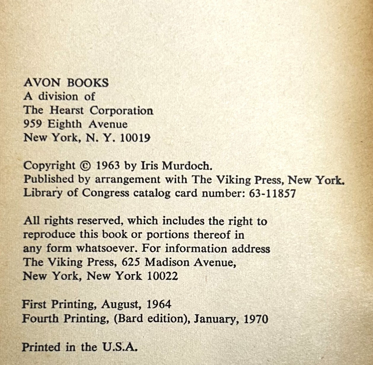 The Unicorn by Iris Murdoch 1970 Avon Books 4th Print