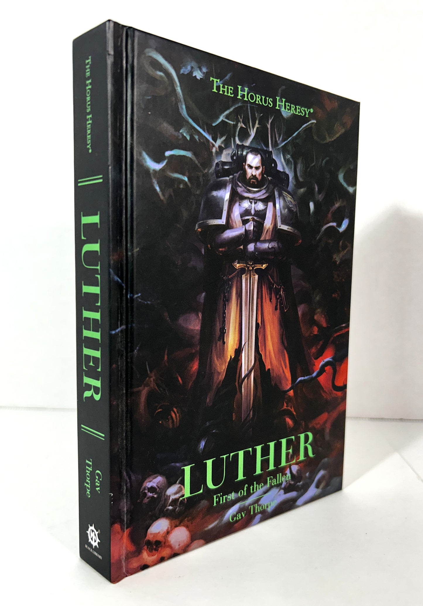 Warhammer 40000: Luther First of the Fallen(Horus Heresy) by Gay Thorpe 2021