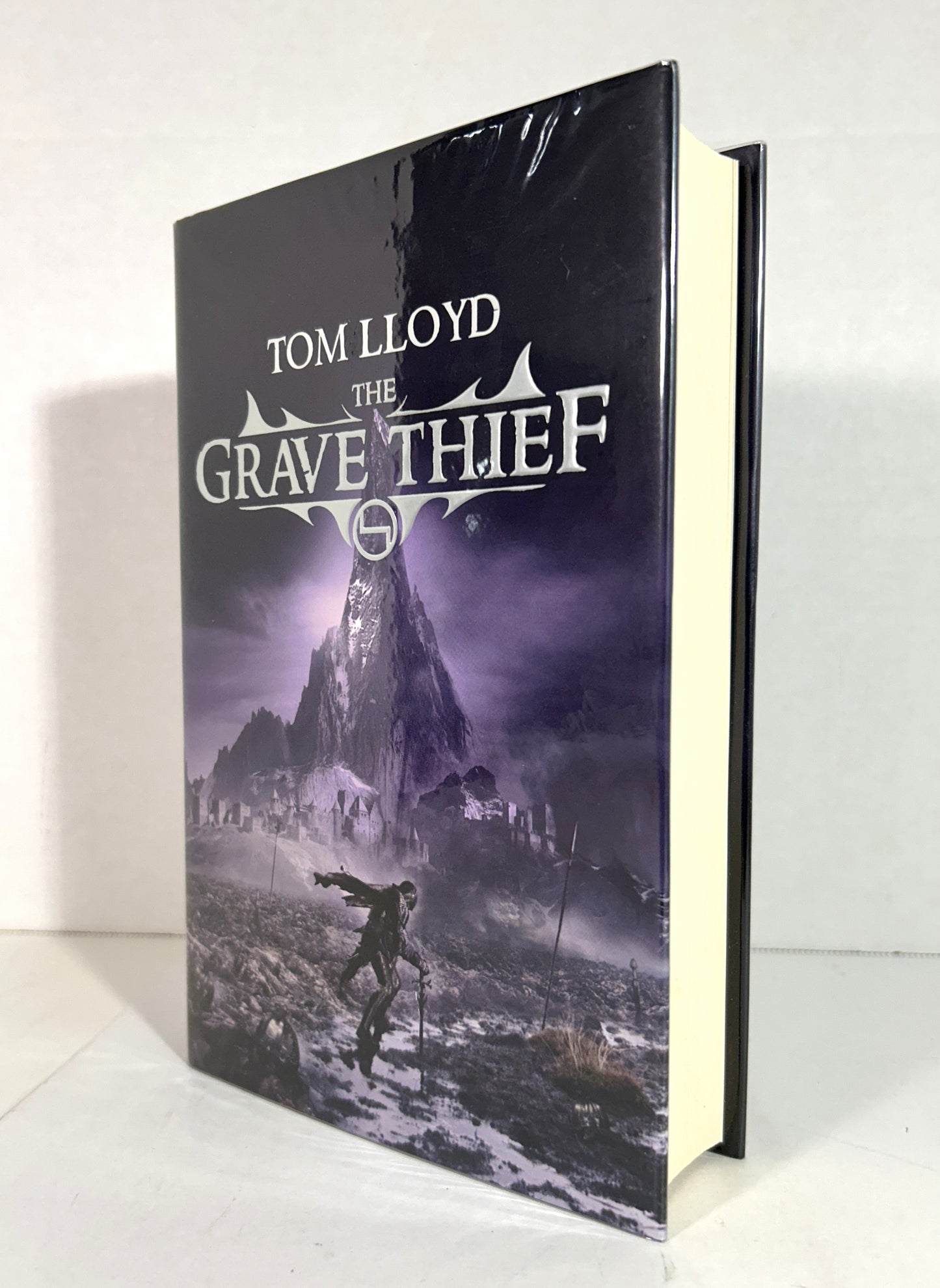The Grave Thief by Tom Lloyd 2008 SIGNED 1st Edition