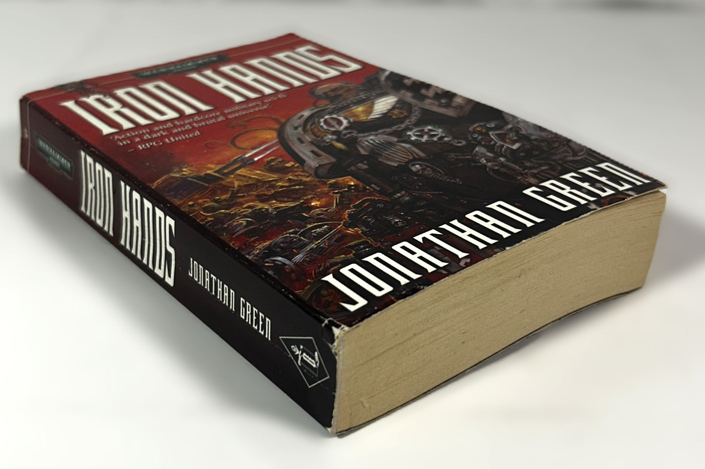 Warhammer 40,000: Iron Hands by Jonathan Green 2004 1st Print