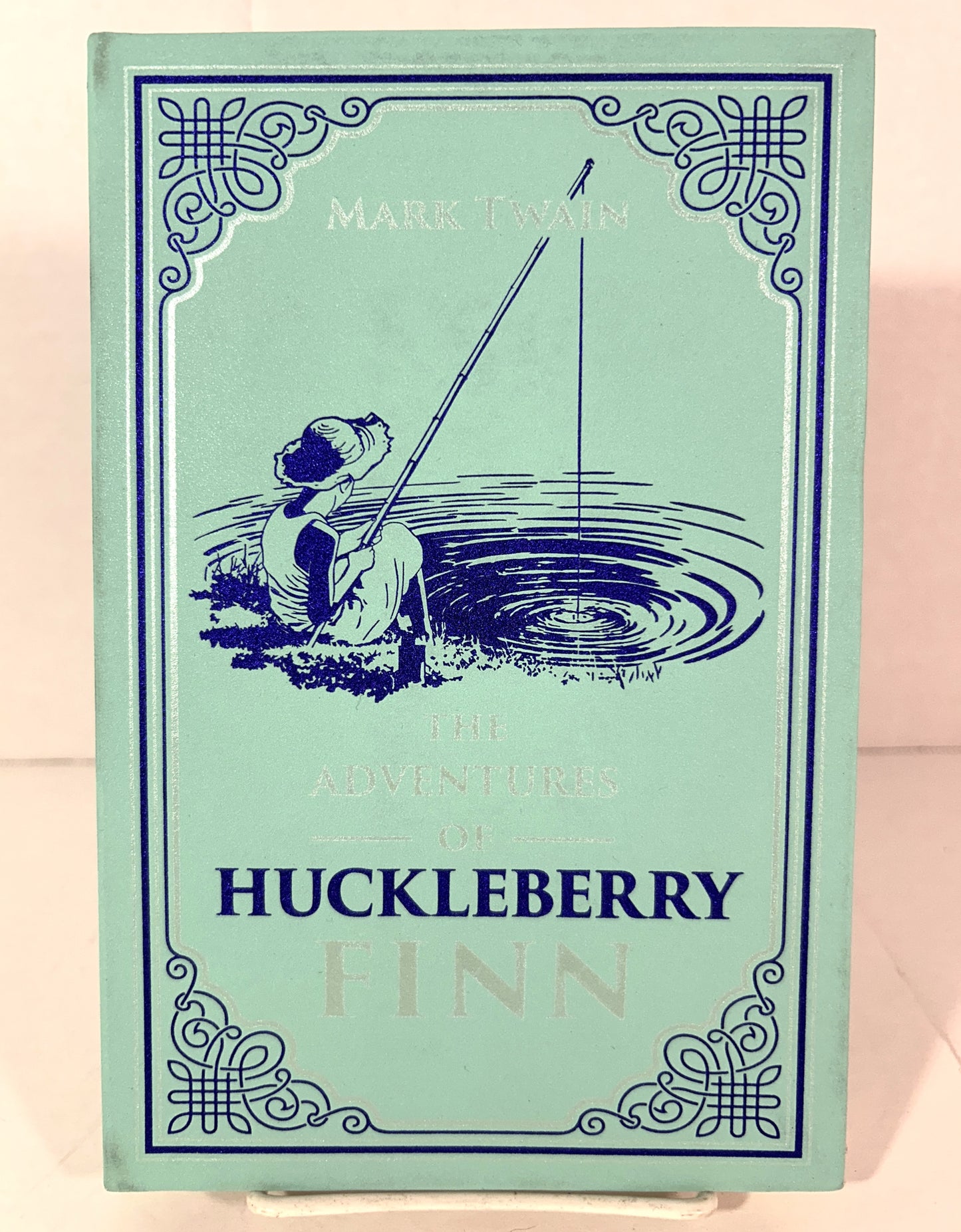 Paper Mill Press: The Adventures of Huckleberry Finn by Mark Twain 2018
