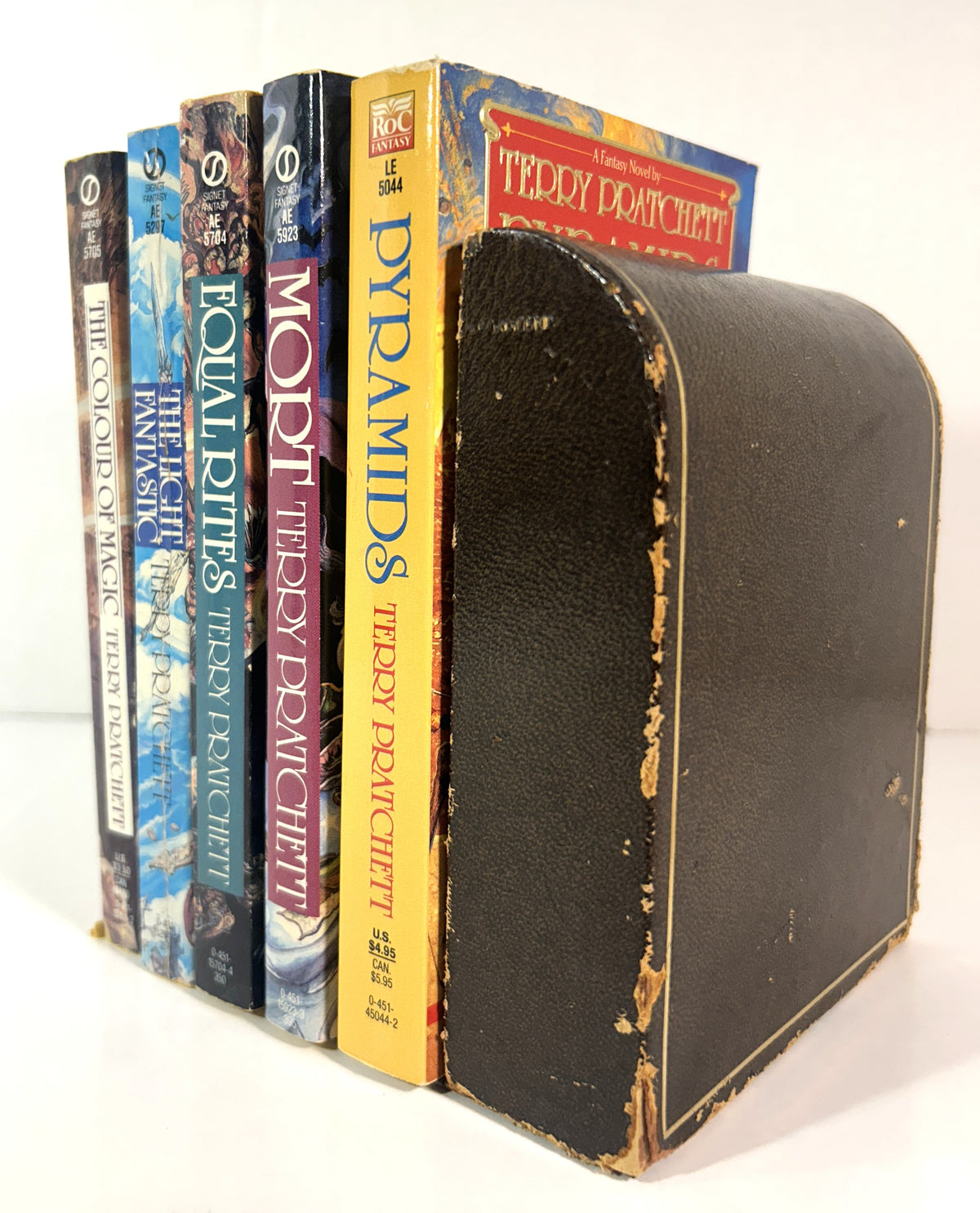 Set of 5 Discworld by Terry Pratchett 1985-1989