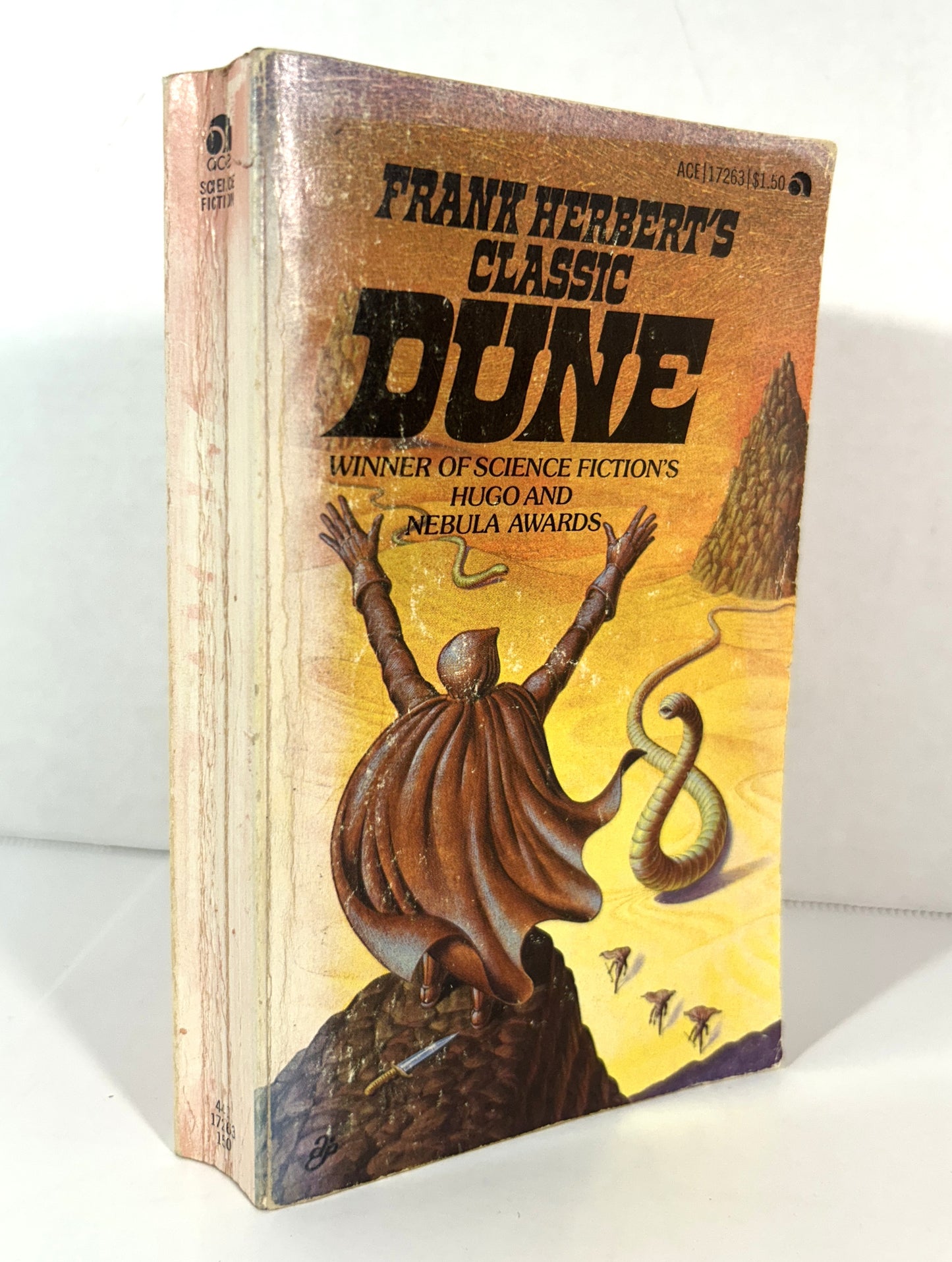 Dune by Frank Herbert 1965 John Schoenherr Artwork