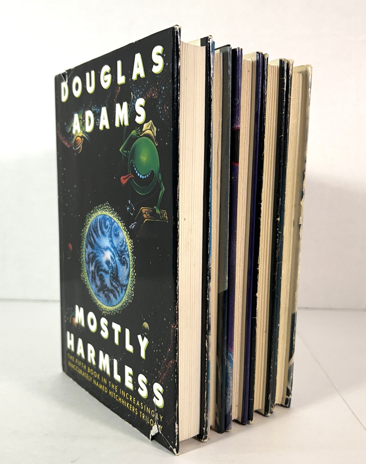Complete 5 Volume Set Hitchhiker's Guide to the Galaxy by Douglas Adams 1979-1992 BCE