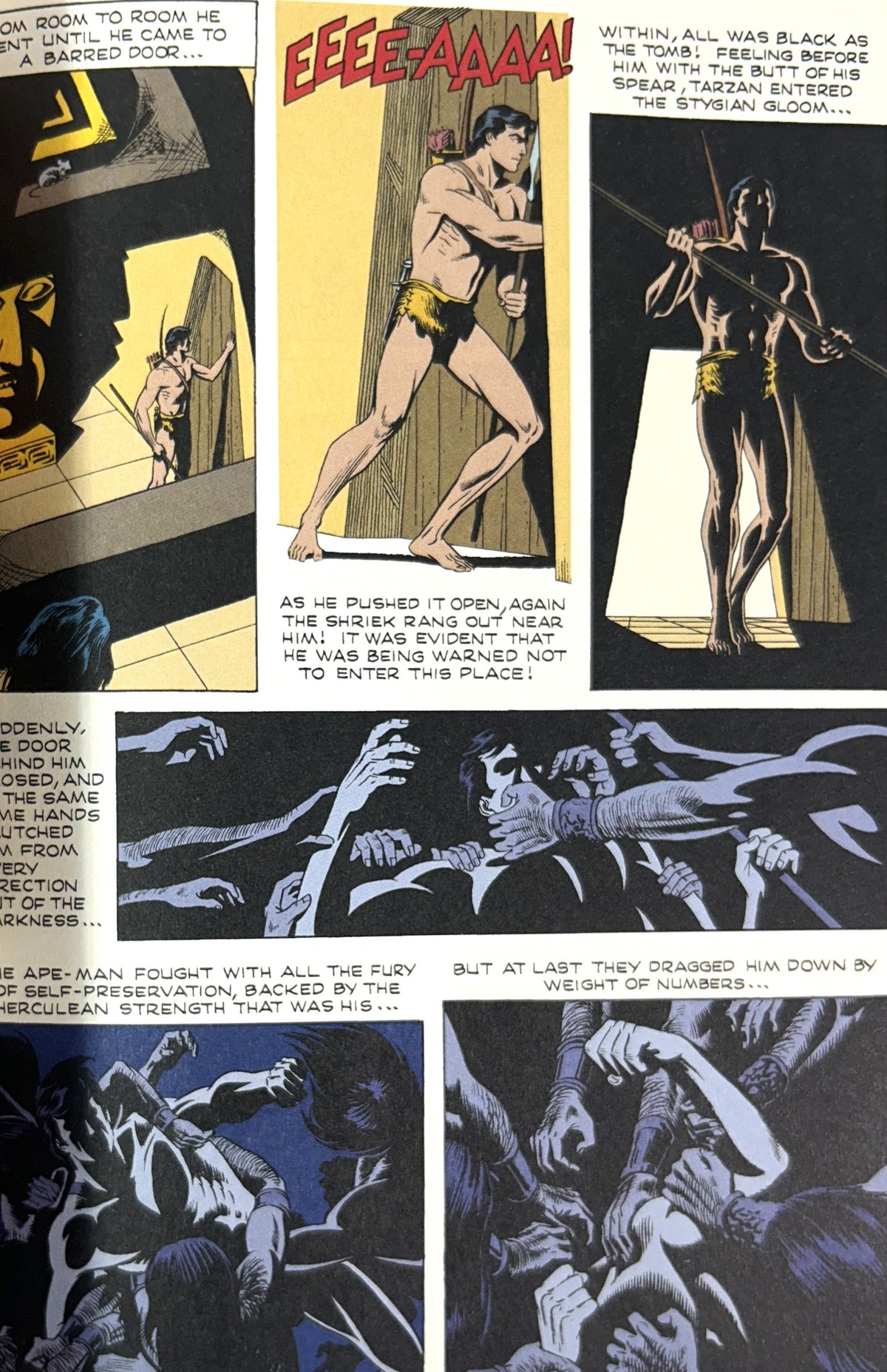 DARK HORSE ARCHIVES: Tarzan: The Russ Manning Years Volume 1 2012