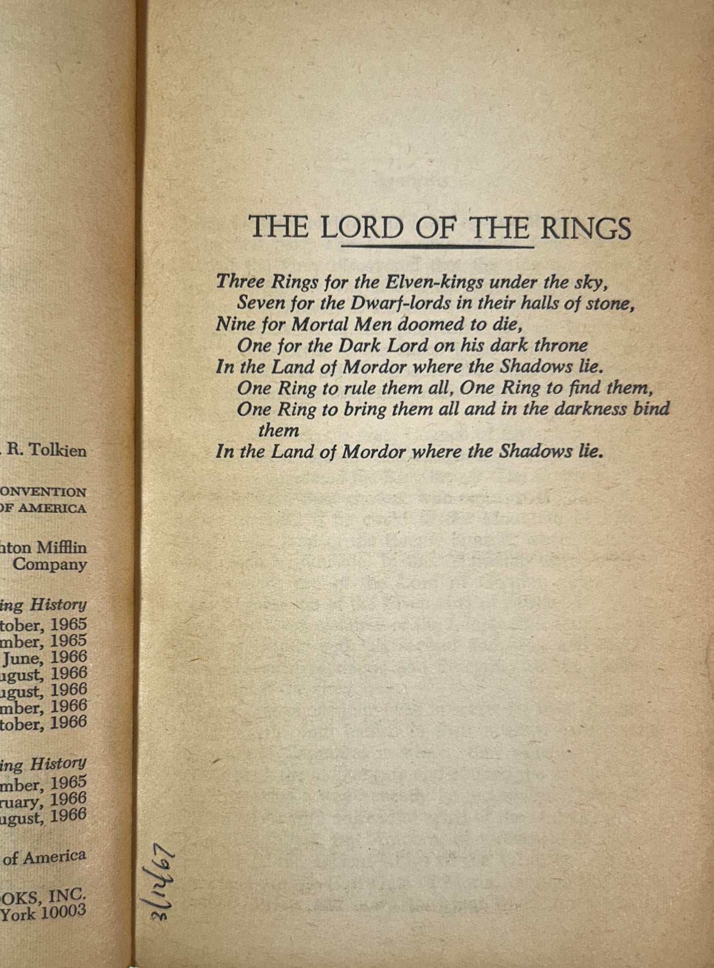 The Hobbit + Complete Set of the Lord of the Rings by RR Tolkien 1972 Remington Covers
