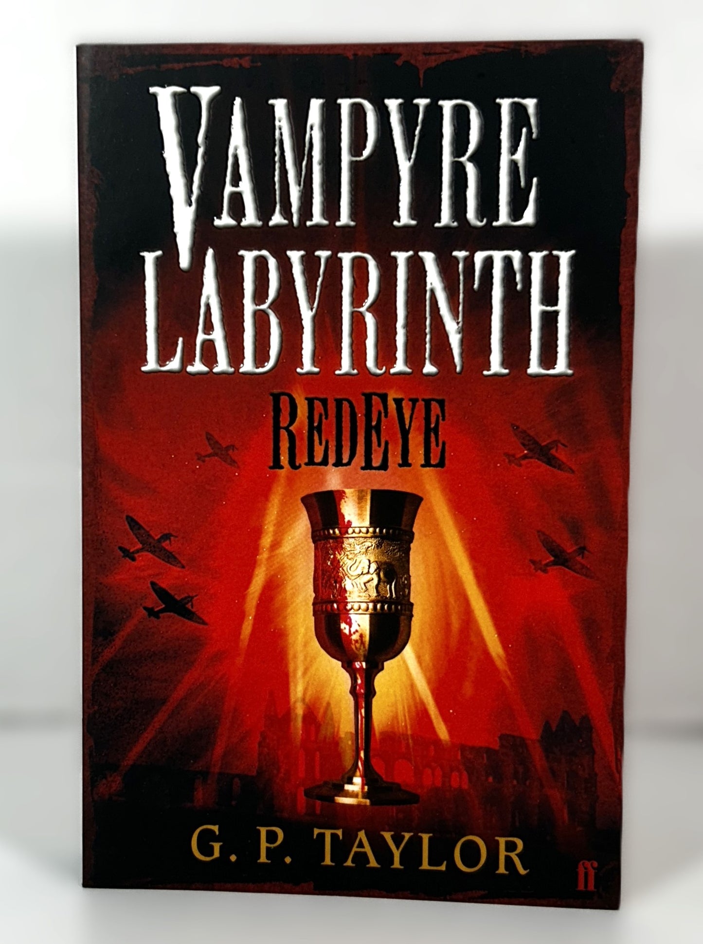 Vampyre Labyrinth: RedEye by GP Taylor 2010