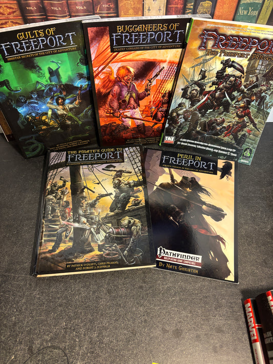 Freeport RPG 5 Volume Rulebook Set D20 - Green Ronin Publishing