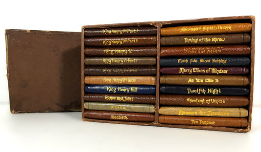 Complete 20 Volume Set of Knickerbocker Miniature Leather Shakespeares c 1920s in Box