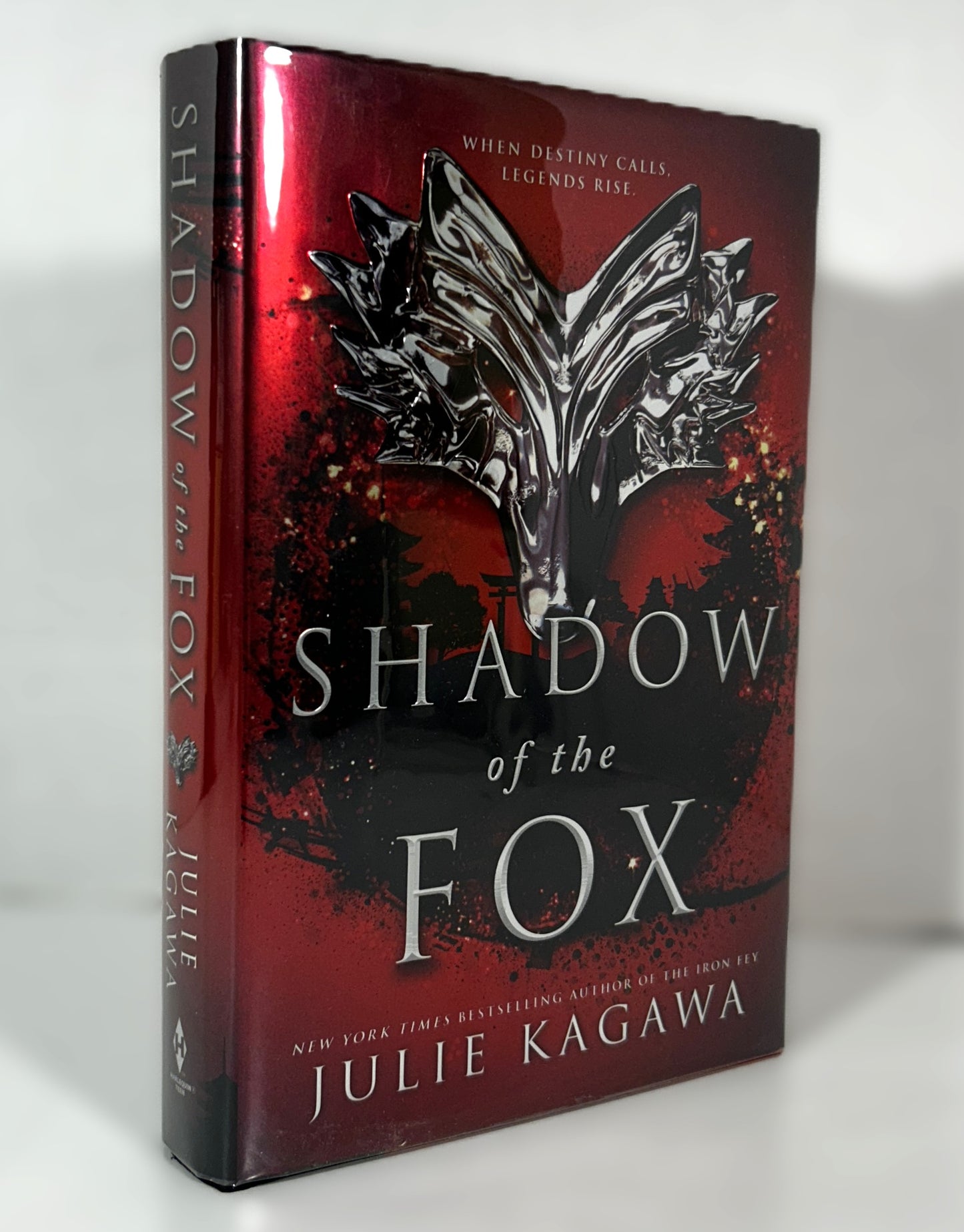 Shadow of the Fox by Julie Kagawa 2018 SIGNED