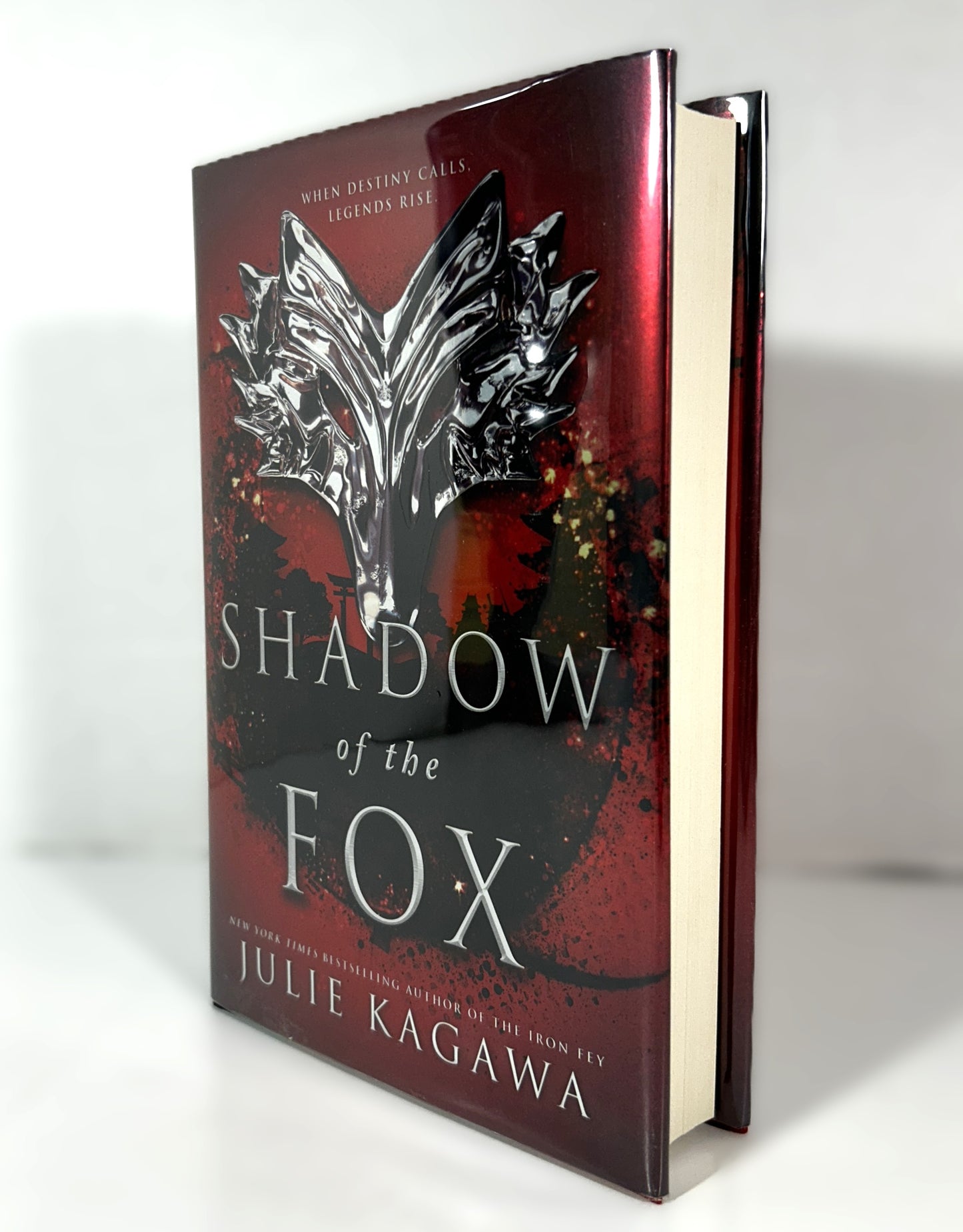 Shadow of the Fox by Julie Kagawa 2018 SIGNED