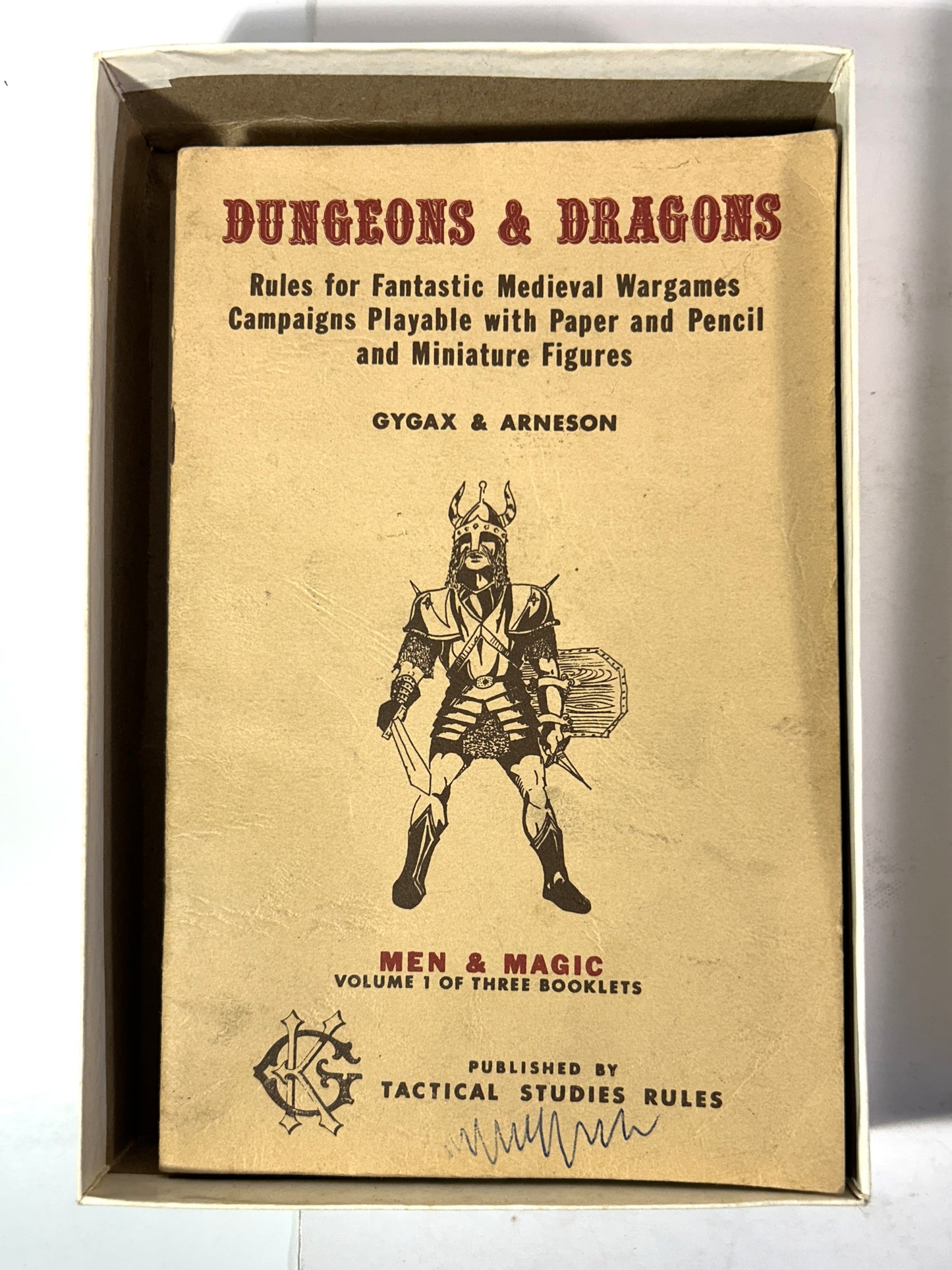 Dungeons & Dragons 3-Volume Set with Reference Sheet Original Collector's Edition