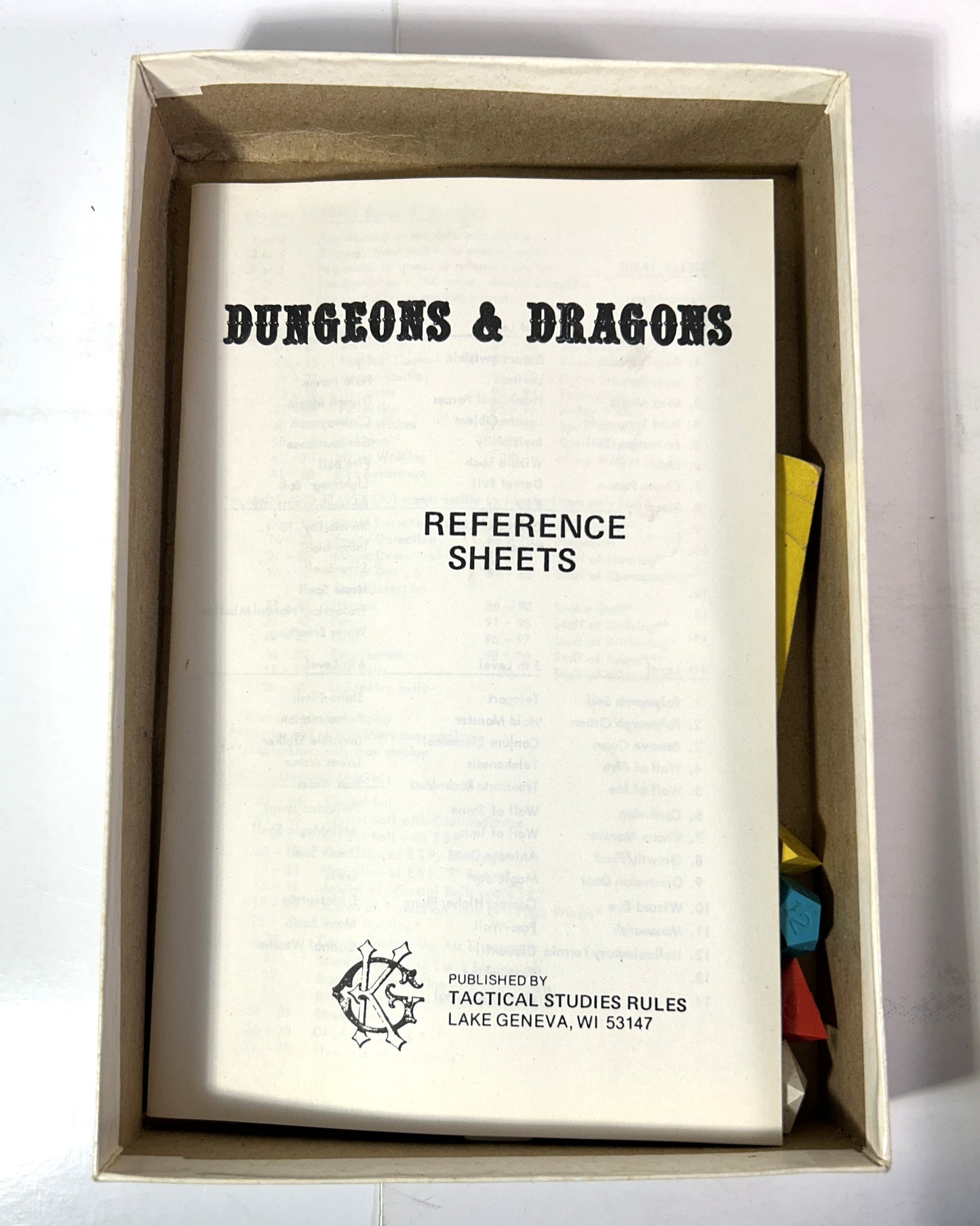 Dungeons & Dragons 3-Volume Set with Reference Sheet Original Collector's Edition