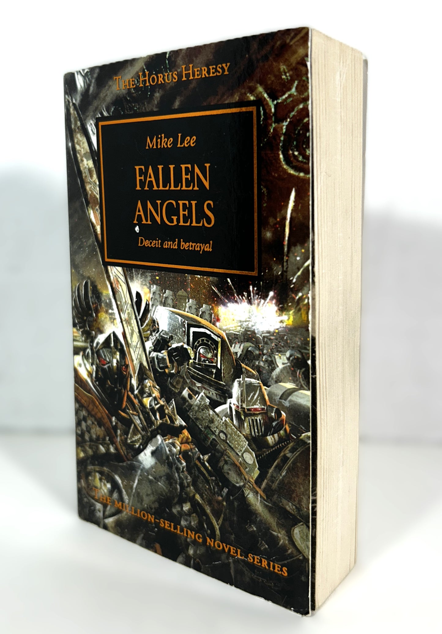 Horus Heresy: Fallen Angels by Mike Lee 2009