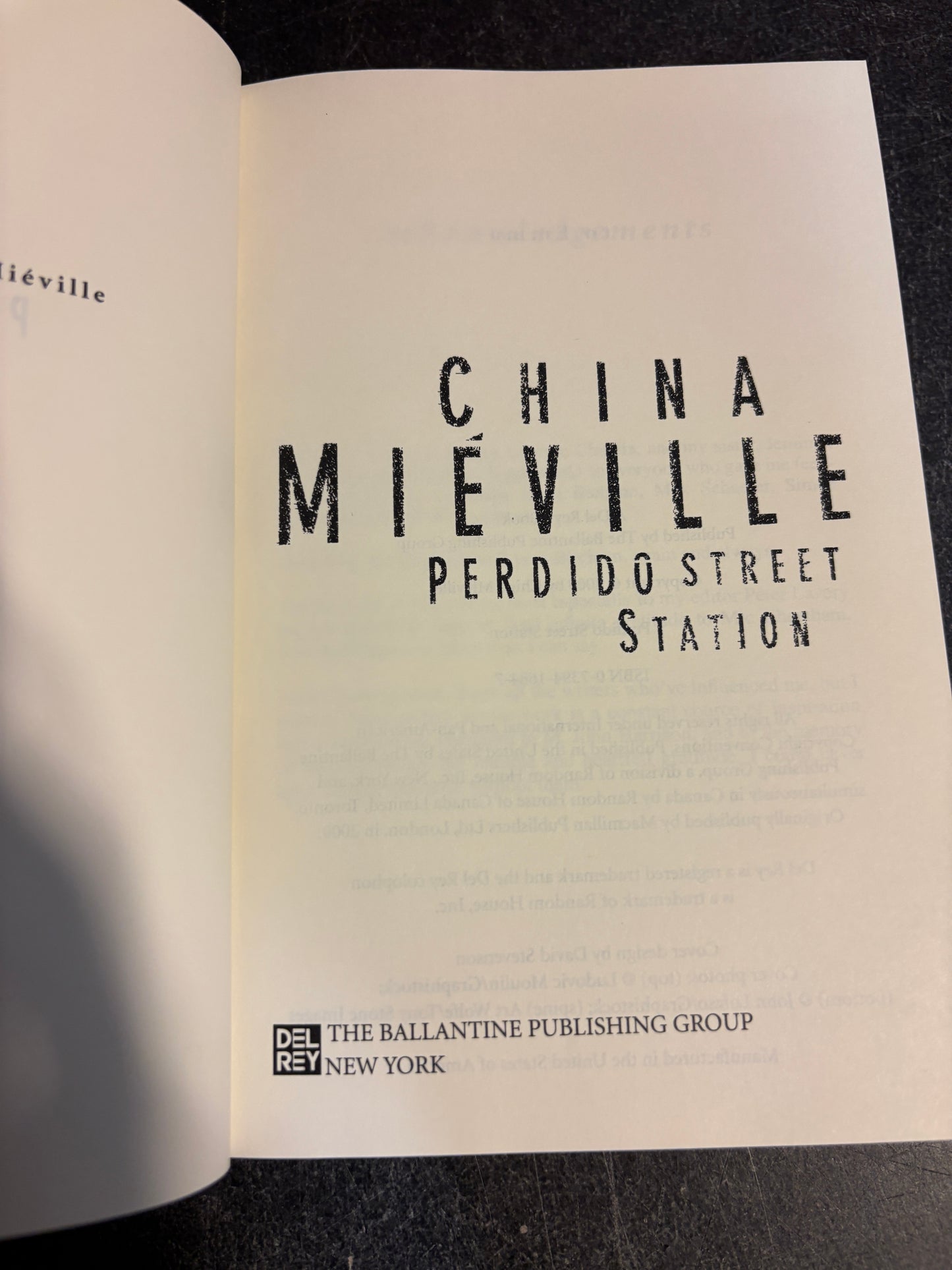 Perdido Street Station by China Mieville 2000 Hardcover