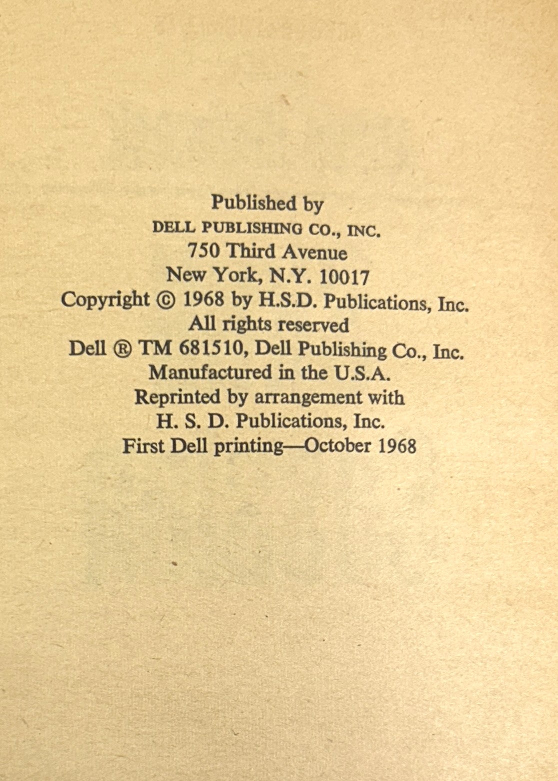 Set of 5 Alfred Hitchcock Presents 1962-1974 1st Printings