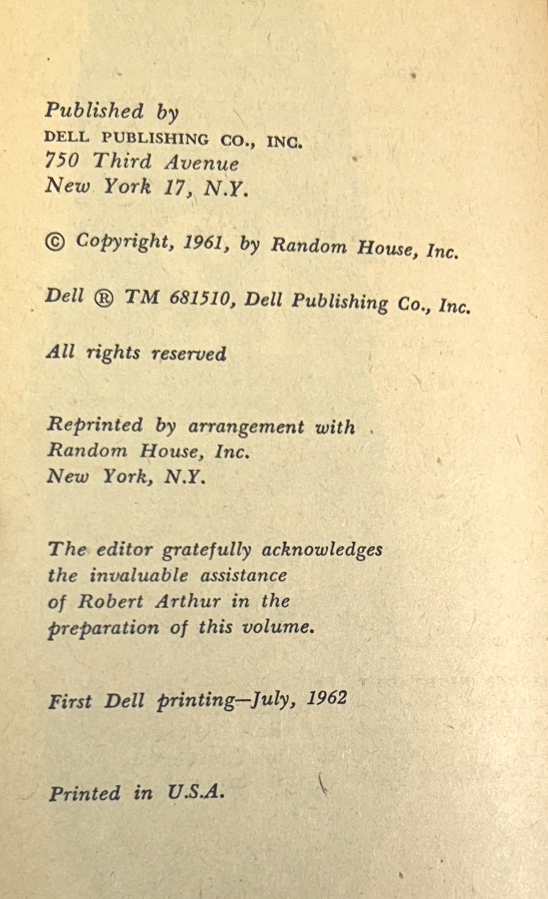 Set of 5 Alfred Hitchcock Presents 1962-1974 1st Printings