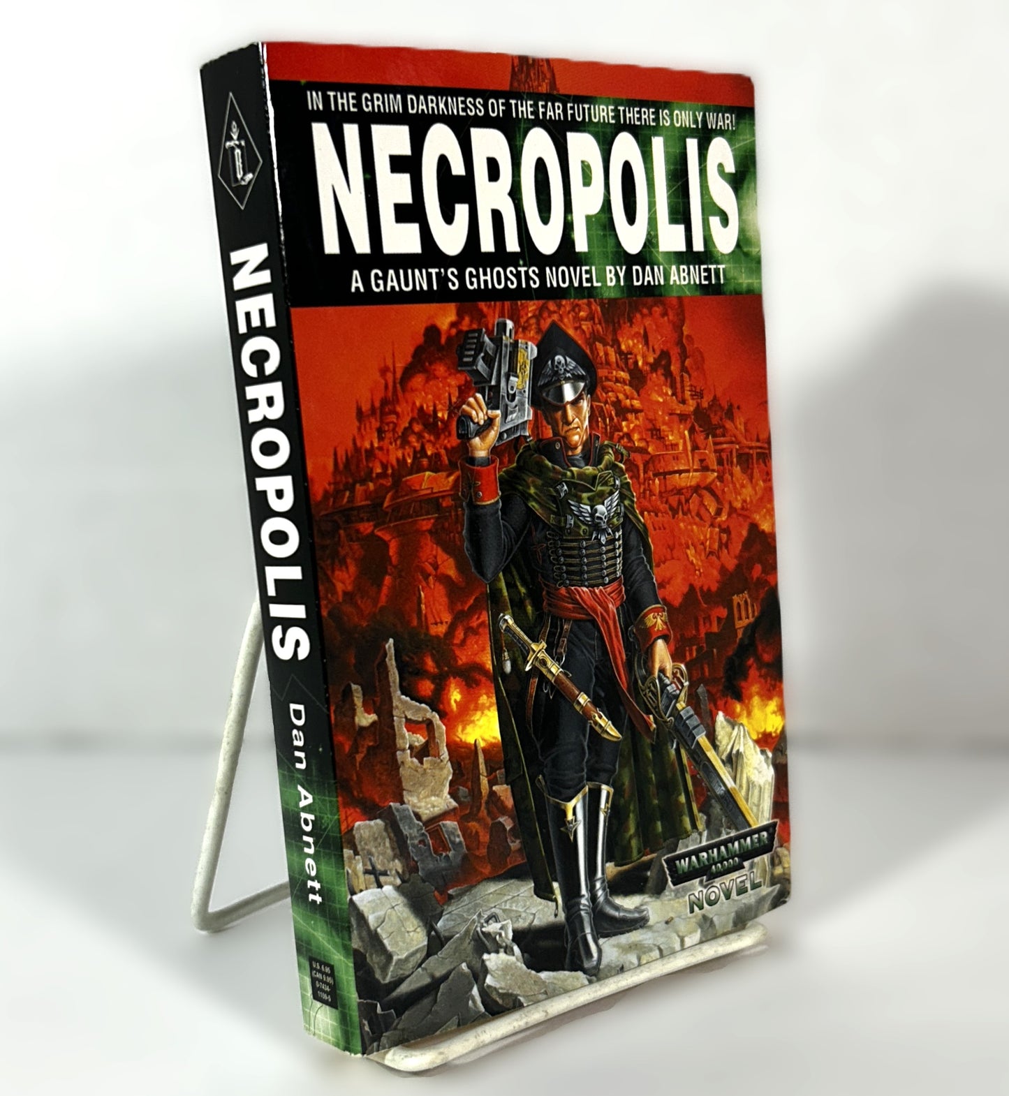 Warhammer 40,000: Necropolis by Dan Abnett 2000 1st US edition