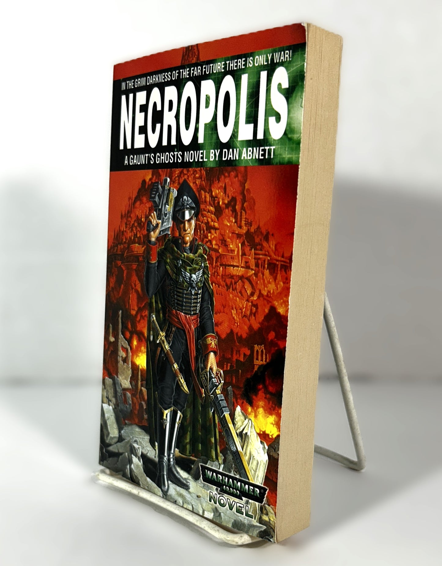 Warhammer 40,000: Necropolis by Dan Abnett 2000 1st US edition