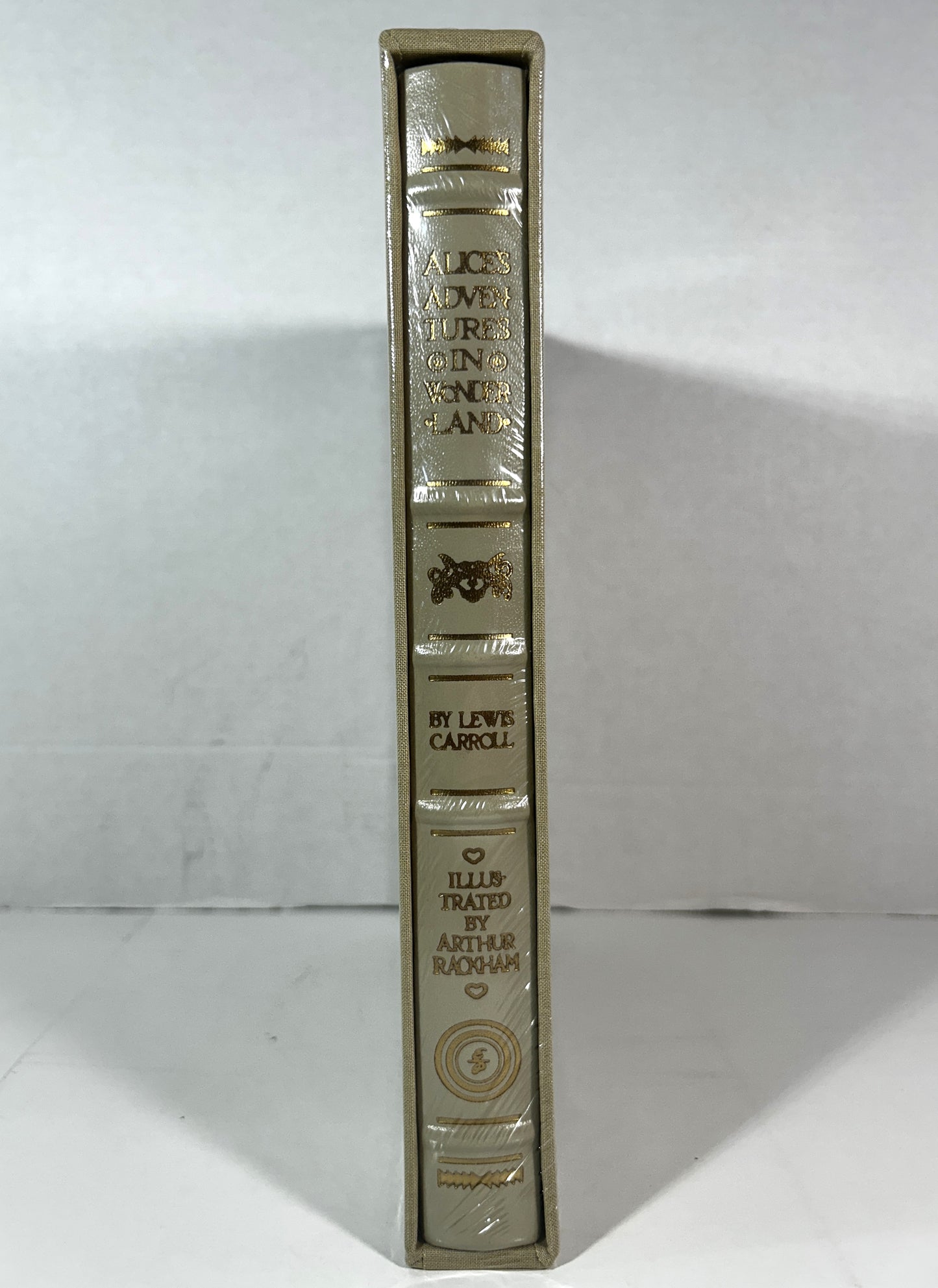 Easton Press: Alice's Adventures in Wonderland Illus by Arthur Rackham Limited Ed