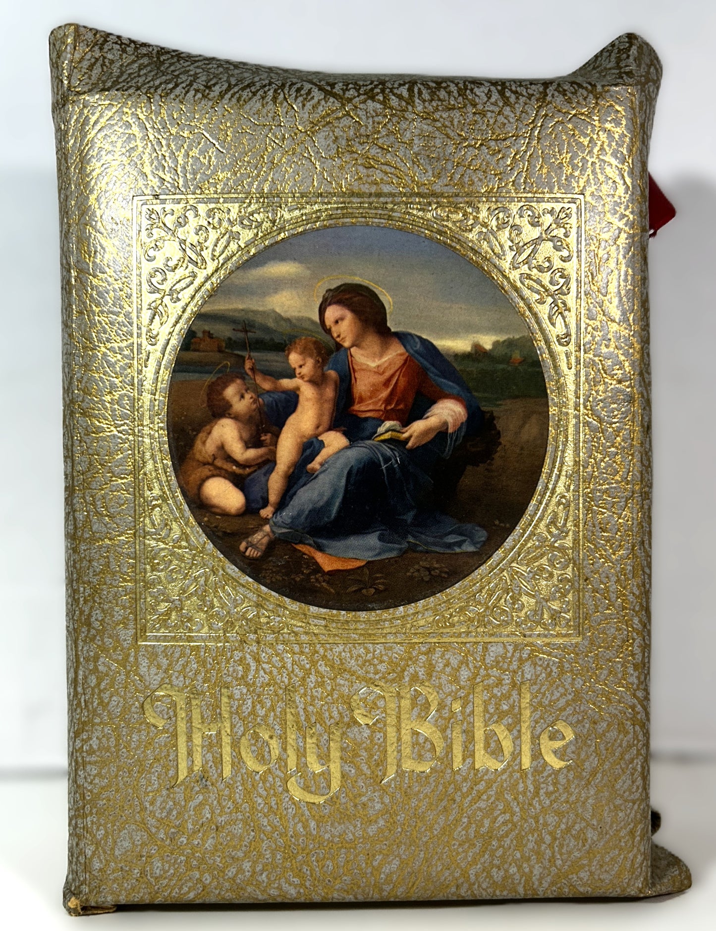 The Holy Bible edited by John P. O'Connell 1953 The Marian Edition