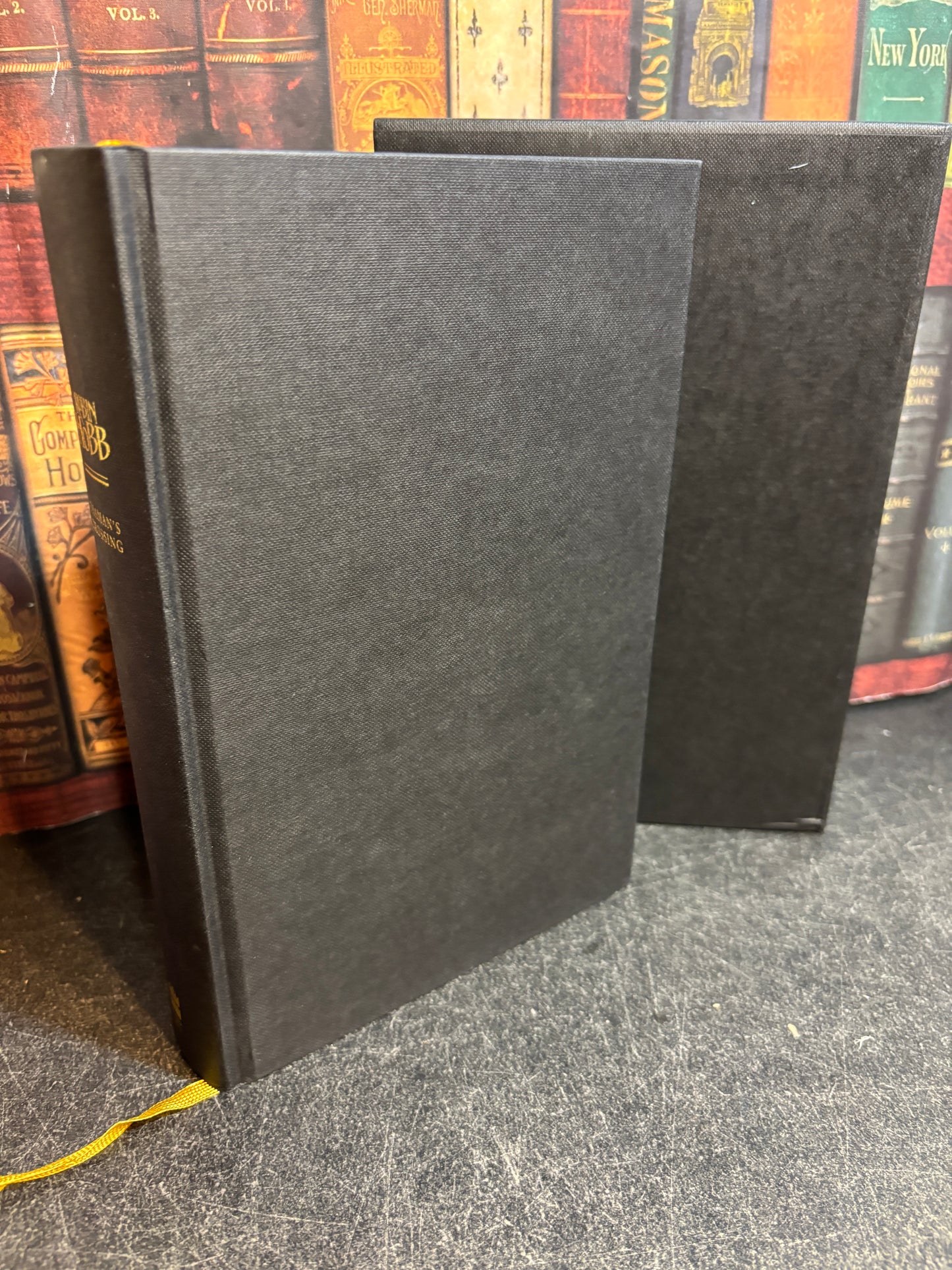 Shaman's Crossing by Robin Hobb SIGNED Limited Edition #913/100 w/ Slipcase