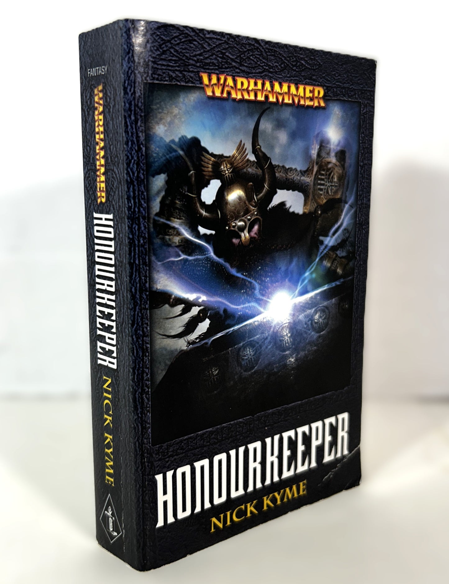 Warhammer 40000: Honourkeeper by Nick Kyme 2009