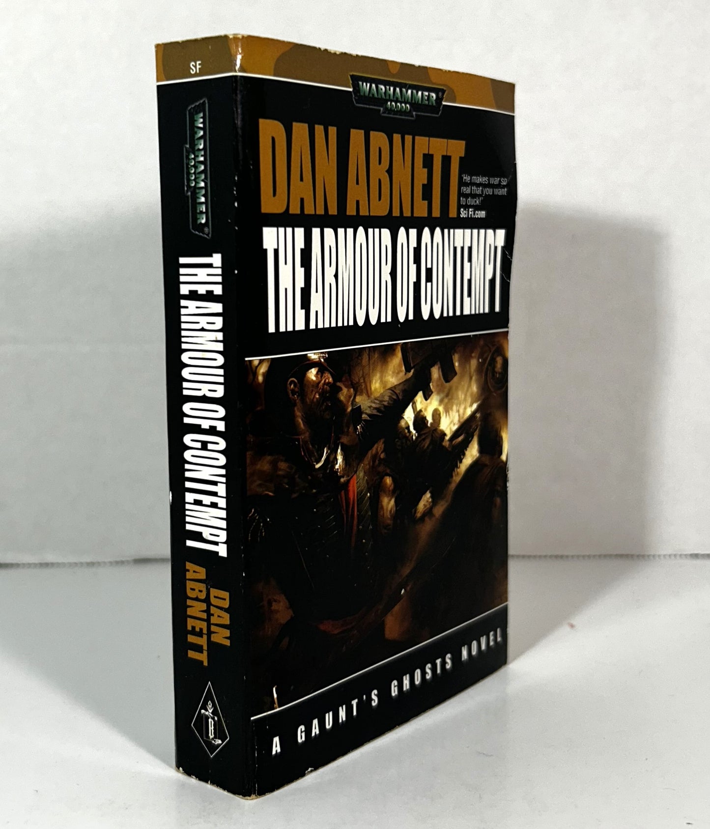 Warhammer 40,000: The Armour of Contempt by Dan Abnett 2007