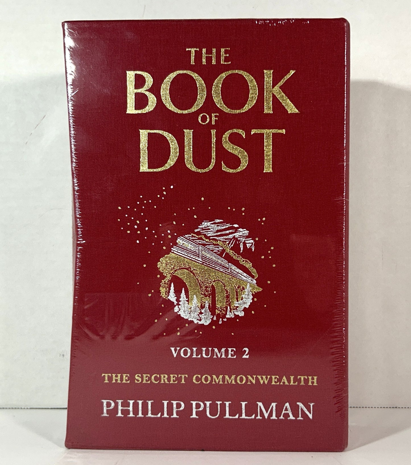 The Secret Commonwealth (Book of Dust #2) by Philip Pullman SEALED