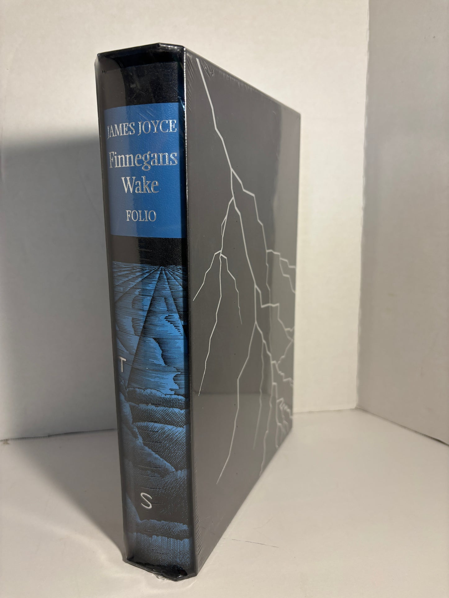 Folio Society Finnegans Wake by James Joyce NEW & SEALED w/ Slipcase